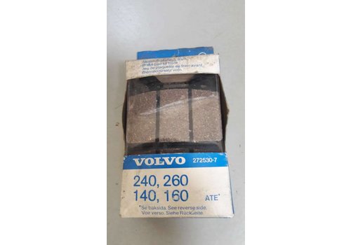 Brake pad set front disc brake 272530-7 NEW Volvo 240, 260 