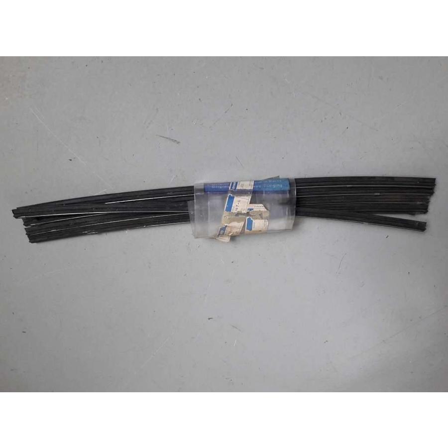 Wiper blade metal 41cm DAF / Volvo