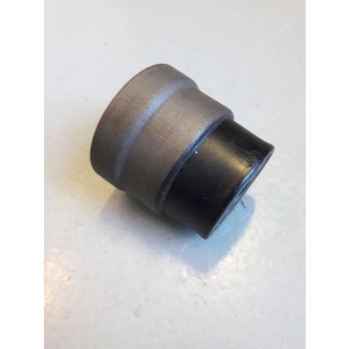 Doorvoer potje primair CVT 3102805-3 gebruikt Volvo 66, 343, 345, 340 