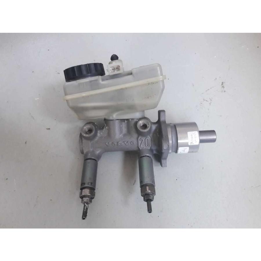 Master cylinder Bendix 311865 type 2 used Volvo 440, 460