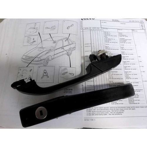 Door handle door exterior 3343410-1 / 3343411-9 Volvo 400 series 