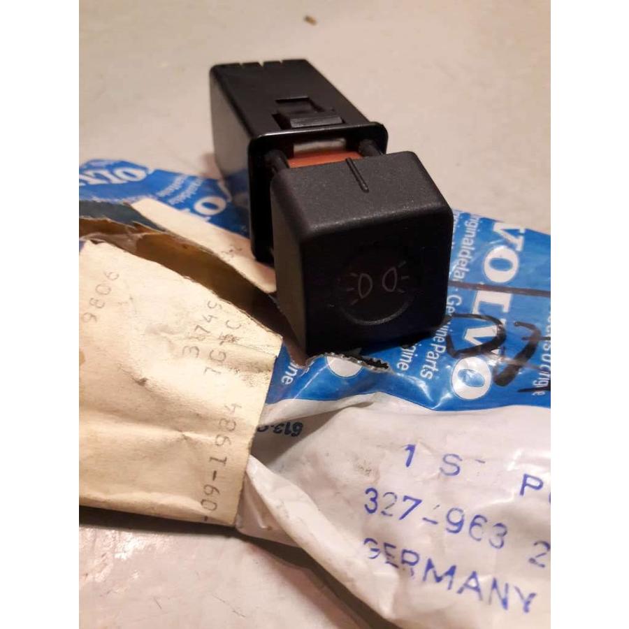 Parking light switch 3274963 uses '76 -'77 Volvo 343