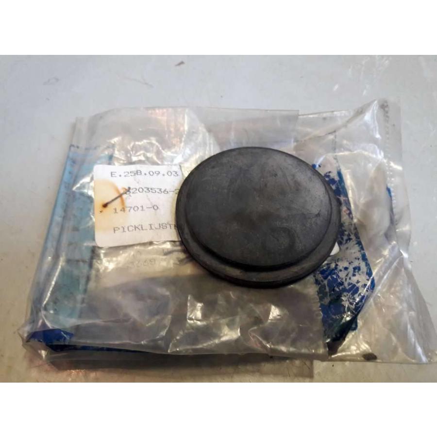 Sealing plug bulkhead 3203536 NEW Volvo 300 series