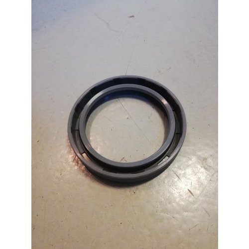 Crankshaft seal distribution side B200 engine 1276425 NEW Volvo 100, 200, 300, 700, 900, C70, S70, V70 series 