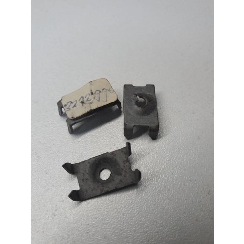 Screw plate 3272995 NEW Volvo 300 series 