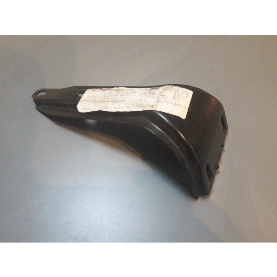 Rear bumper support 3269860 NEW to '80 Volvo 340