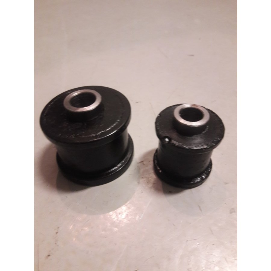 Reactiearm achteras rubberset 3297467 NIEUW Volvo 340, 360