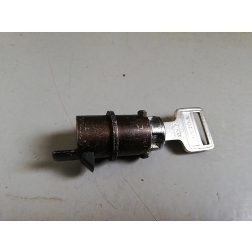 Cylinder lock NOS Volvo 240, 260 