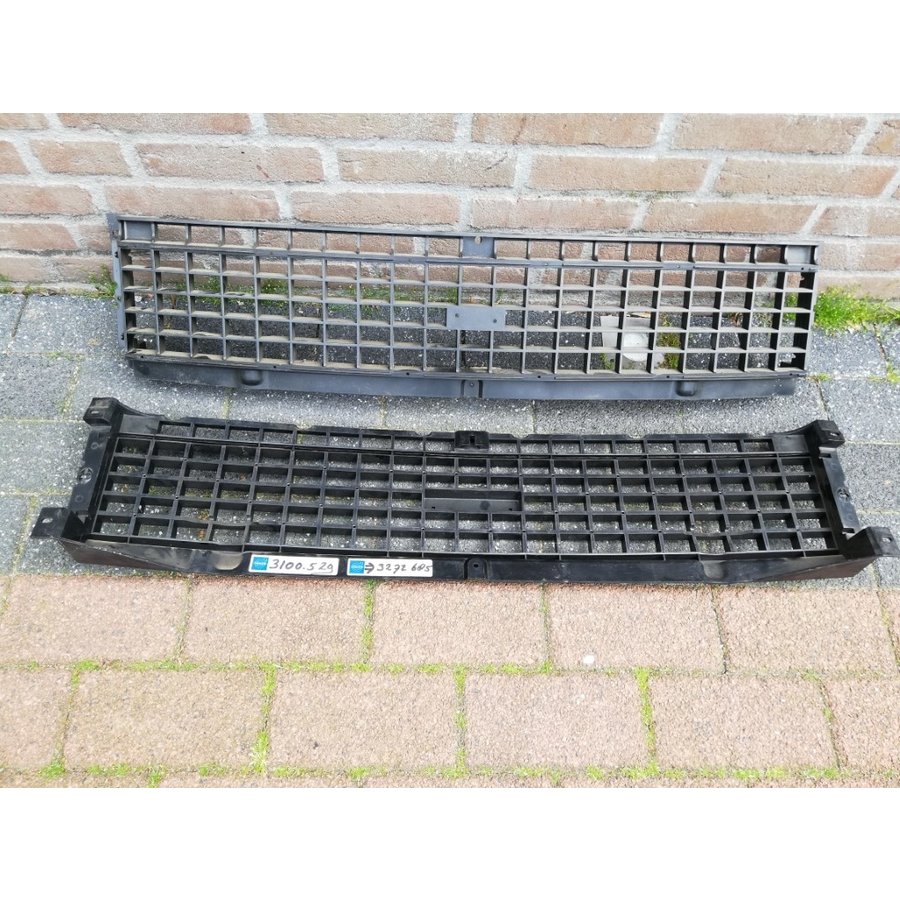 Radiatorgrille 3272685 NOS DAF 66, Volvo 66