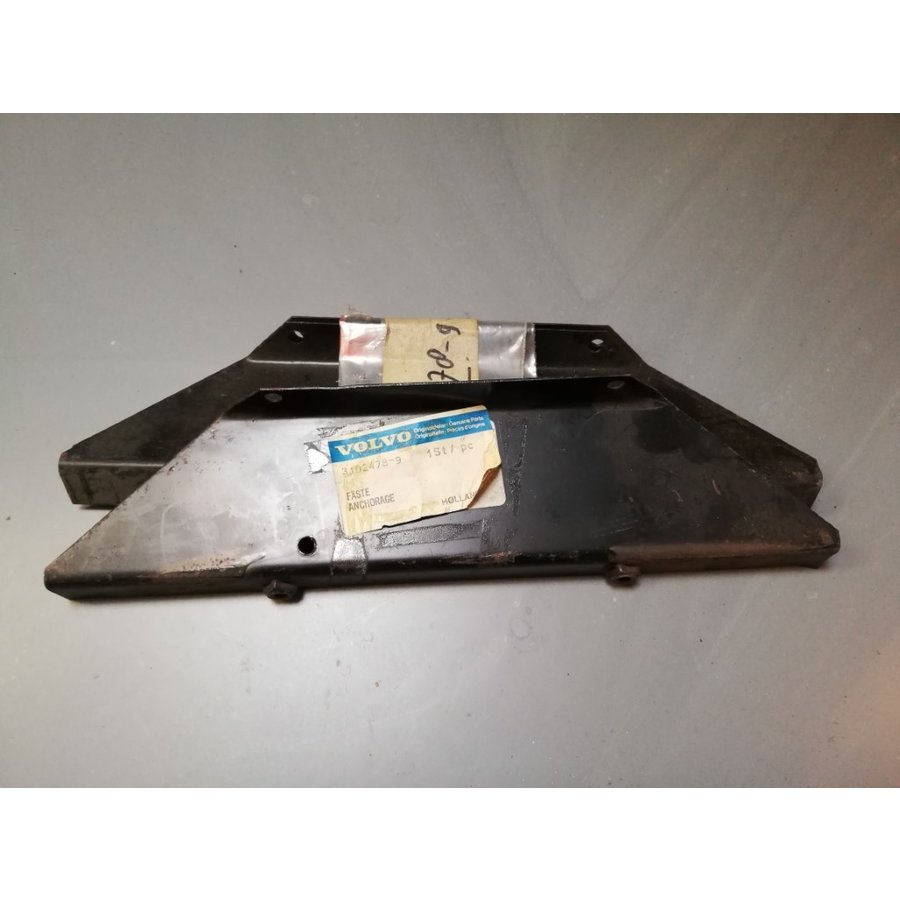 Corner line mounting license plate Italy? DAF NOS DAF 44, 46