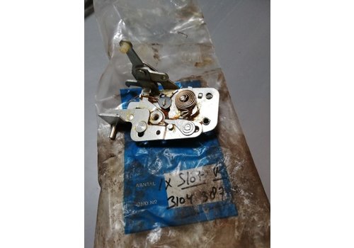 Door lock RH 3104387 NOS Volvo 66 