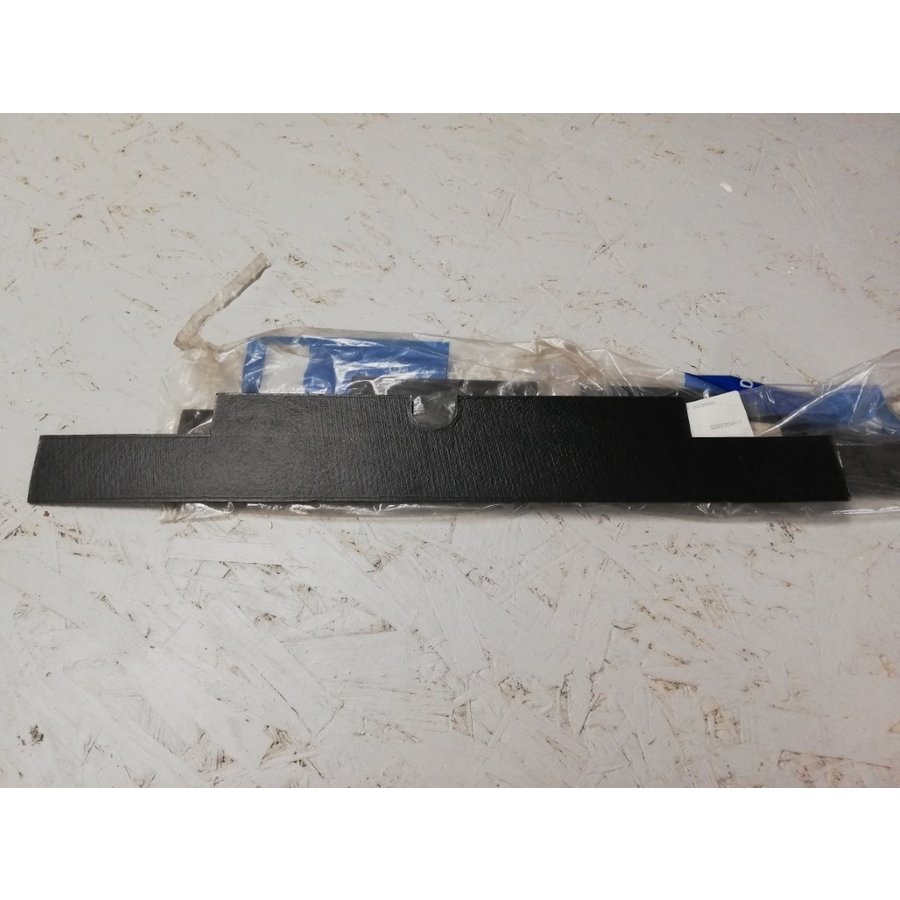 Cover plate at front bumer top 3202258 NEW Volvo 340, 360