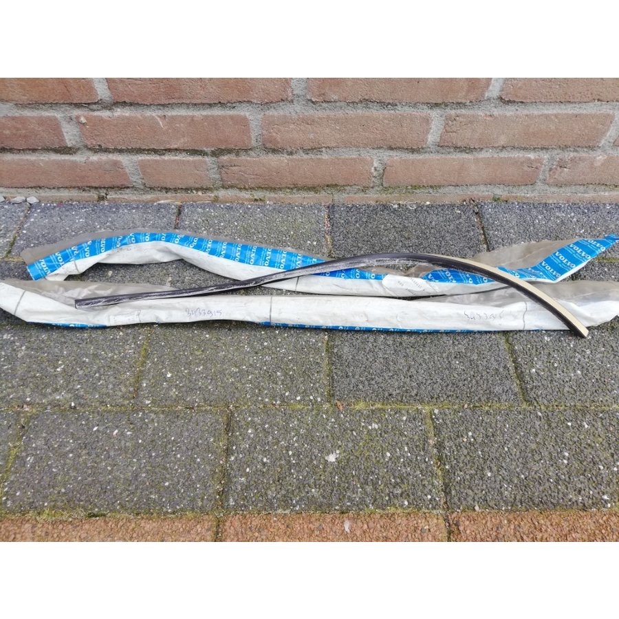 Rubber bij koeler 3433915 NIEUW Volvo 480