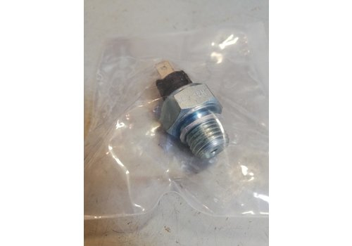 Oil pressure sensor B14 engine 3342004-3 NEW Volvo 340 