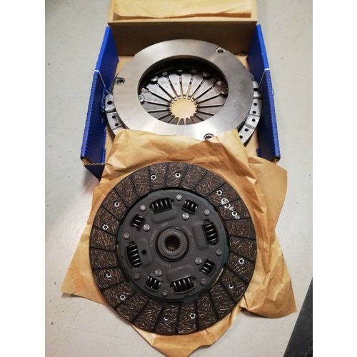 Clutch set B200 engine M47 MT 270199 NEW Volvo 360 