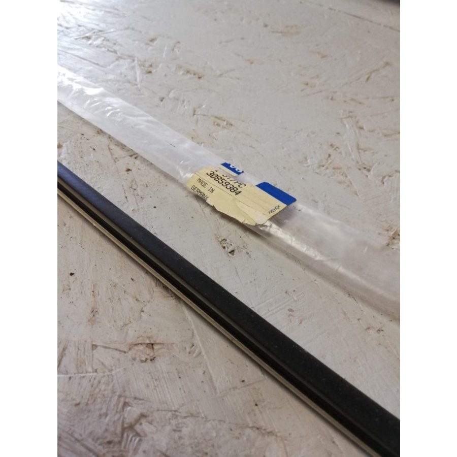 Volvo 2024 s40 windscreen