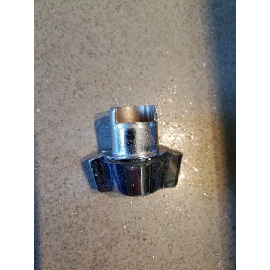 Switch button chrome NOS Volvo 100, 200, Amazon?