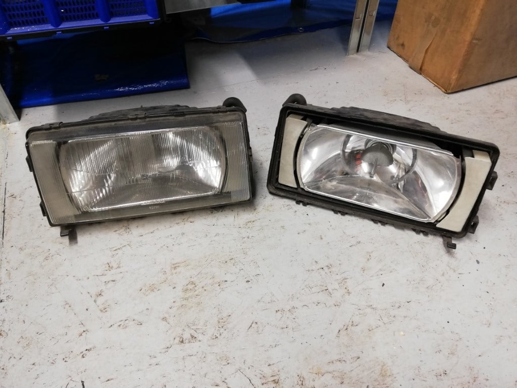 Volvo shop 740 headlights