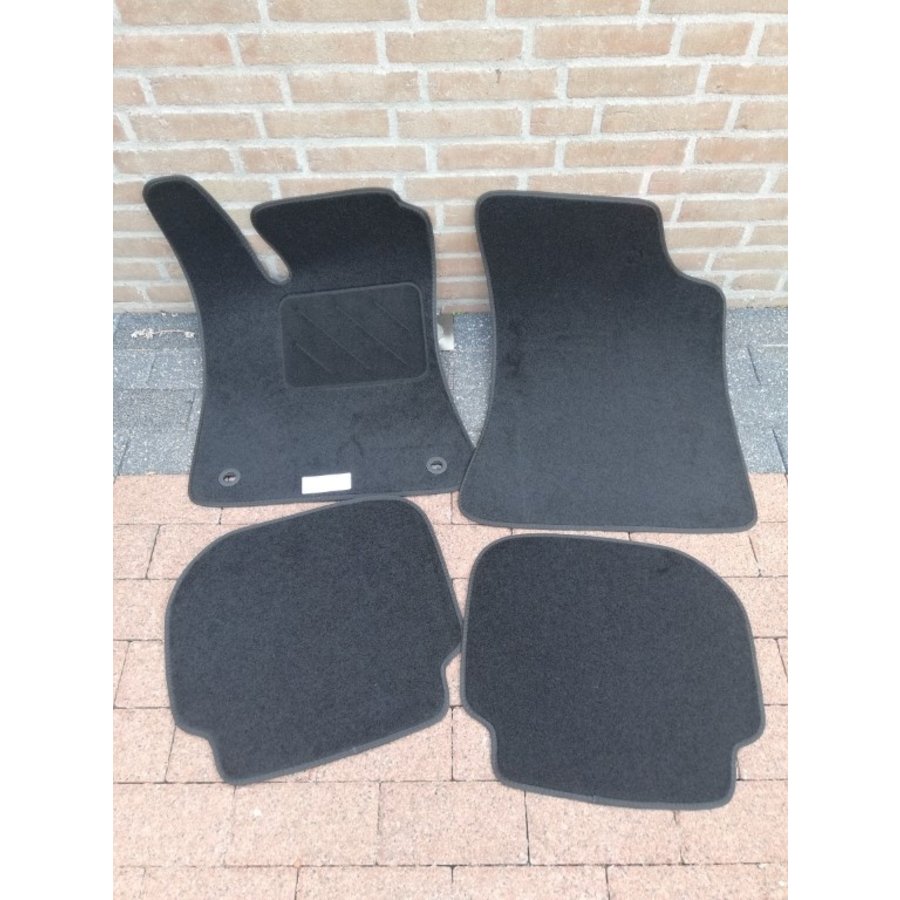 Carpet mat 4-piece fabric floormats floor mats NEW Volvo 440, 460