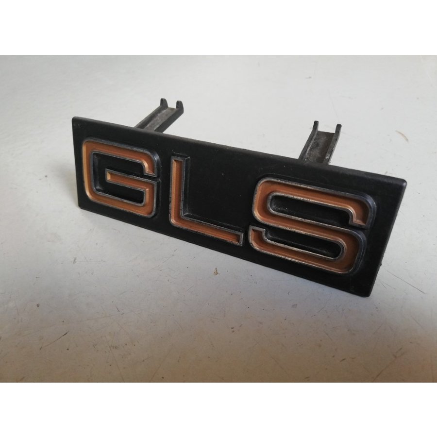 GLS badge grille 3203299-7 uses Volvo 340, 360