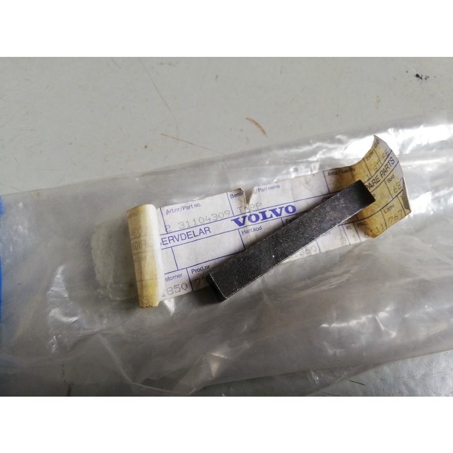 Pen stift bij achterbank 31104309 NOS Volvo V70