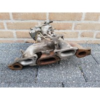 Manifold with carburettor uses DAF 66