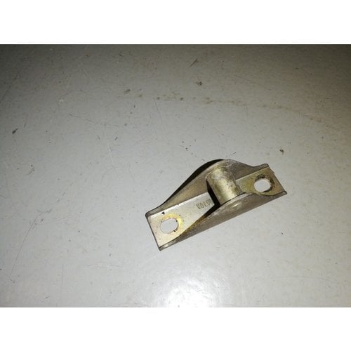 Hood lock catcher hood 3268526-5 uses Volvo 340, 360 