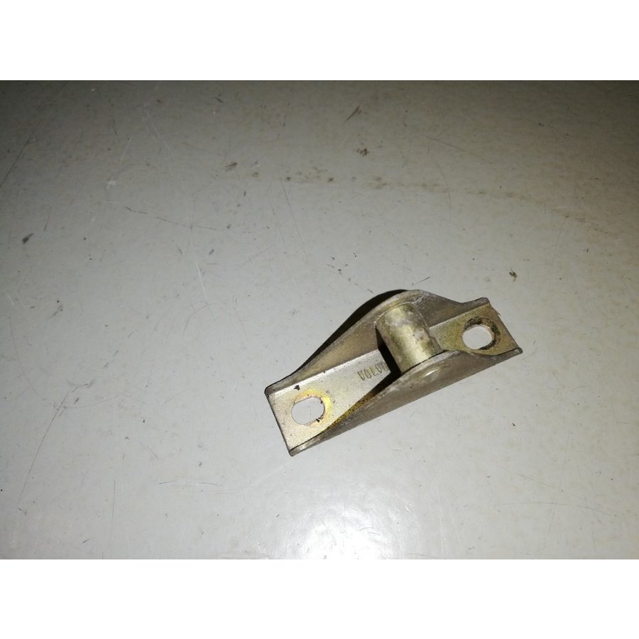 Hood lock catcher hood 3268526-5 uses Volvo 340, 360