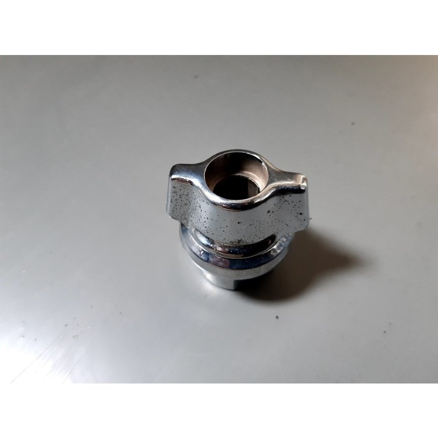 Trunk lock button 160504-4581 NOS Volvo 240, 242, 244, 260, 264 series