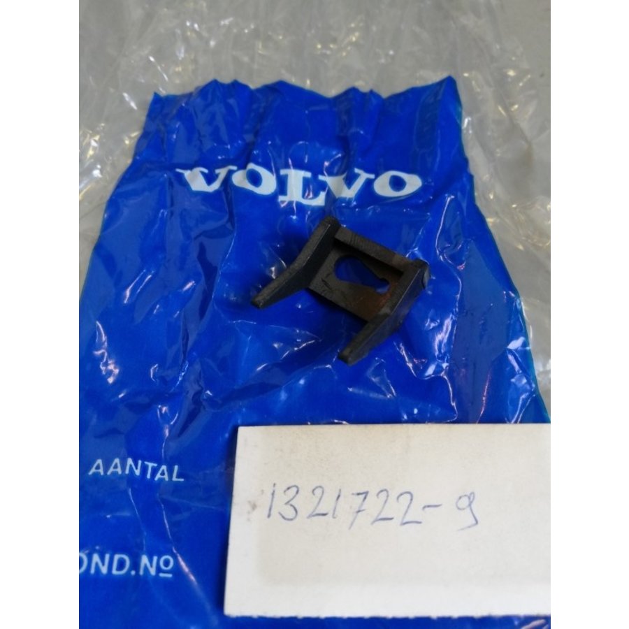 Clip 1321722 NOS Volvo 240, 260, 740, 760 series