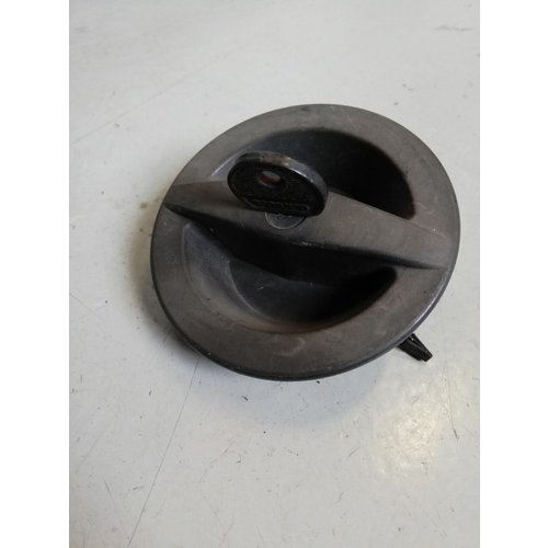 Tankdop afsluitbaar benzine 284430 gebruikt vanaf 1980 Volvo 340, 360 