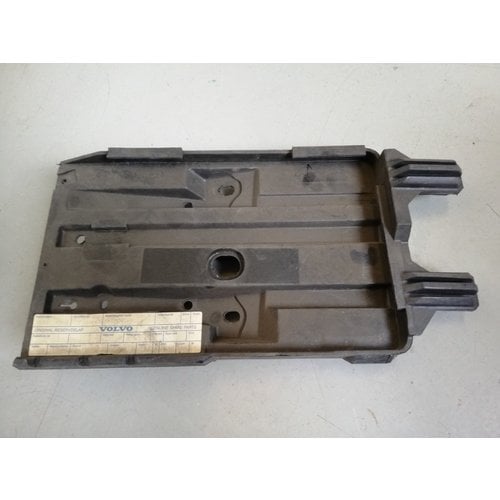 Battery box, battery holder 9133441 NOS Volvo 850 