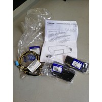 Mounting kit CD changer 30618694 NOS Volvo S40