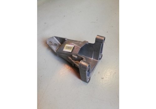 Engine mount RH 1329559 NOS Volvo 740, 760, 780, 940, 960 