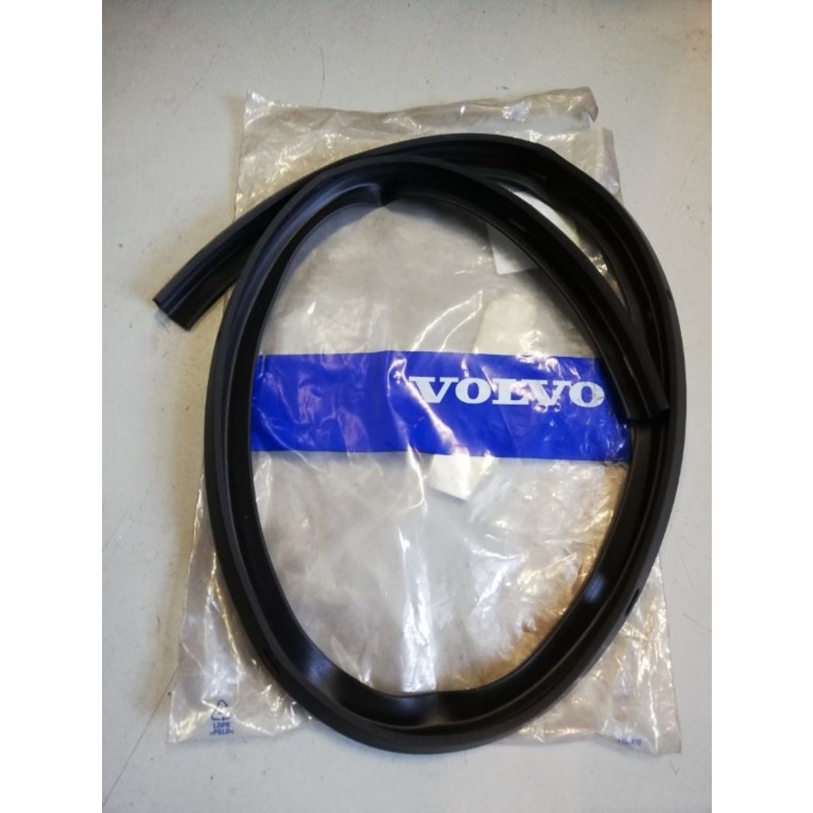 Hood sealing strip 1392790 NOS Volvo 700, 900 series