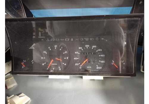 Klokkenset VDO met schakelindicatiemeter 3206758 gebruikt Volvo 340, 360 