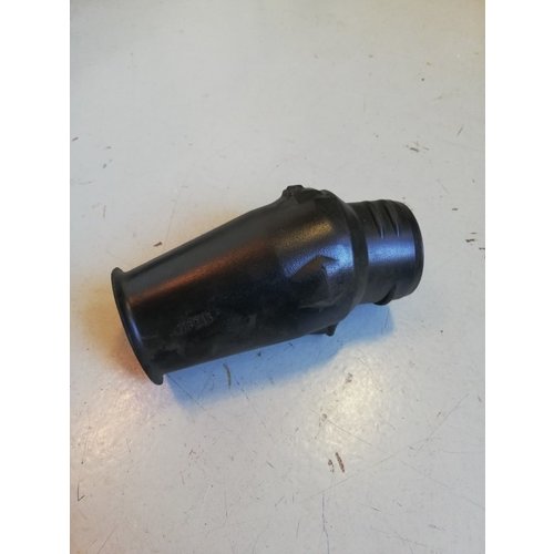 Adapter, pijp luchtfilterhuis 3418245 NOS Volvo 440, 460 