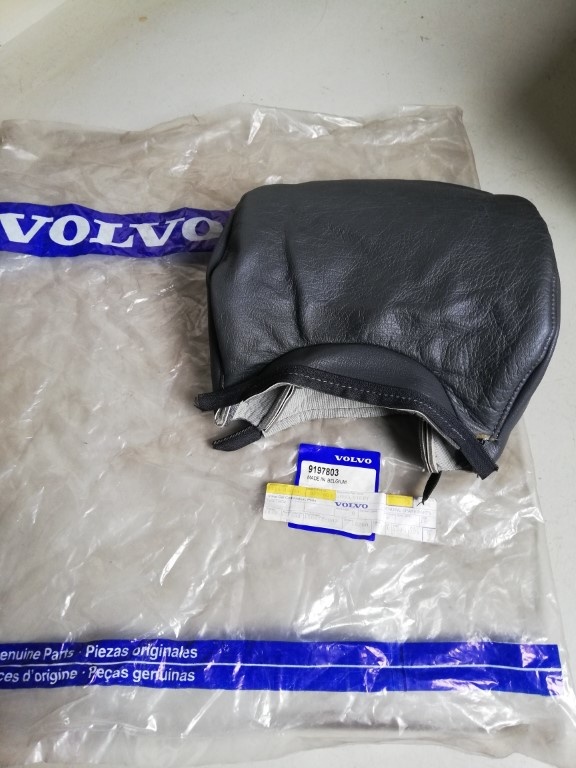 Installation kit, mounting kit Radio 30660680 NOS Volvo S60, V70, V70X