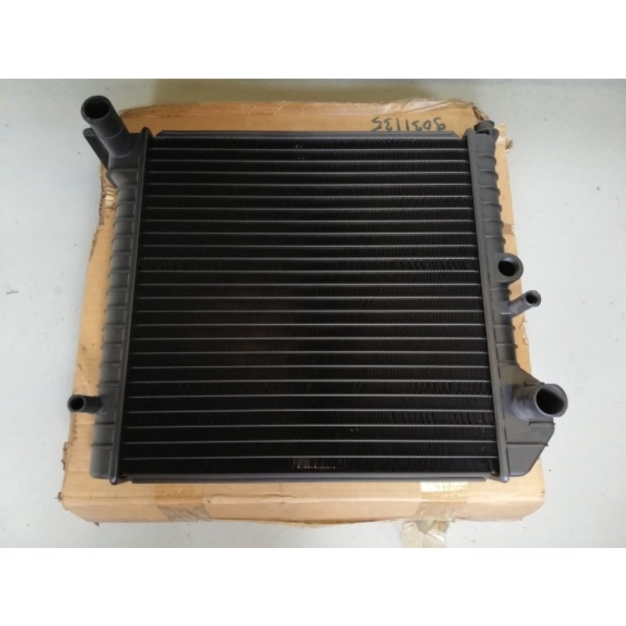 Radiator B18F motor 9031135 NOS Volvo 440, 460