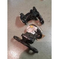 Scharnier RH 30745393 NOS Volvo S40, V40