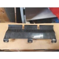 Air duct front bumper under 1392528 NOS Volvo 740, 760