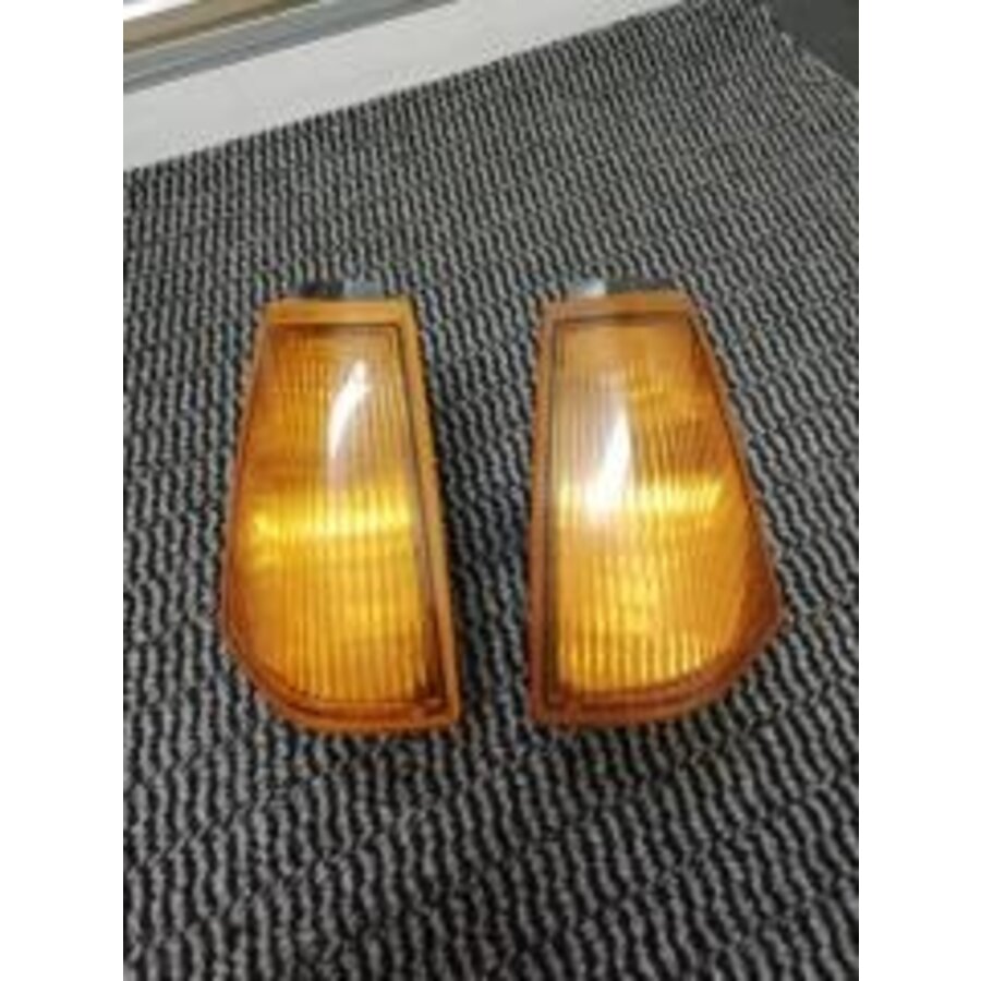 Flashing light from 1980 L / R 3298064 / 3298065 uses Volvo 340, 360