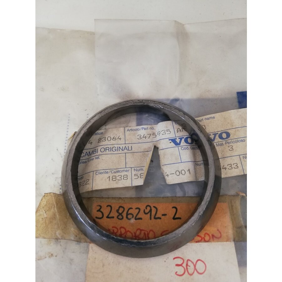 Ring exhaust seal 3475935 NOS Volvo 440, 460, 480