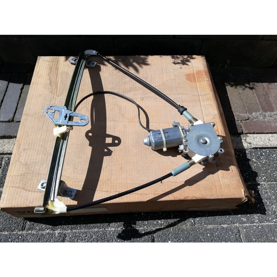 Raammechanisme electrisch RH 3457850 voorportier NOS Volvo 460