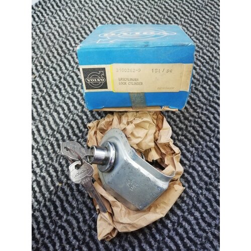 Tailgate lock with cylinder and keys 3100262 NOS DAF 32, 33 