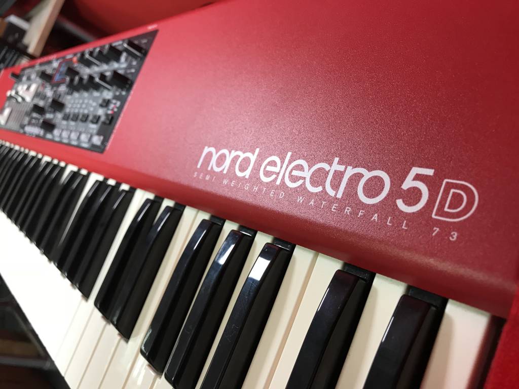 Nord Electro 5D 73 (jong gebruikt)