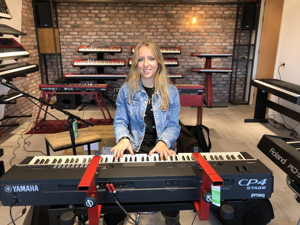 B-stock Yamaha CP4 voor JUULZ MUSIC