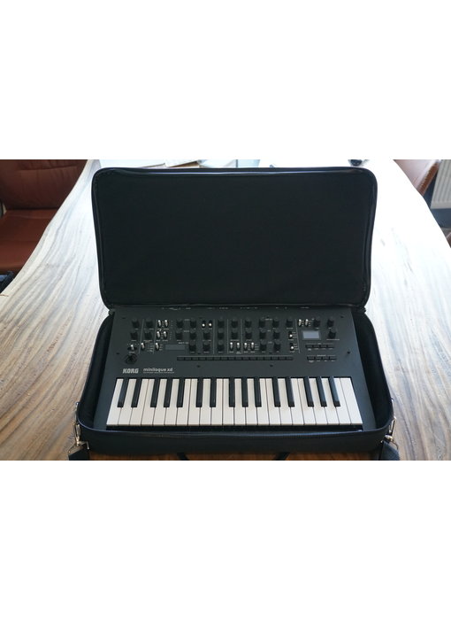 KORG Minilogue XD met softbag (jong gebruikt)