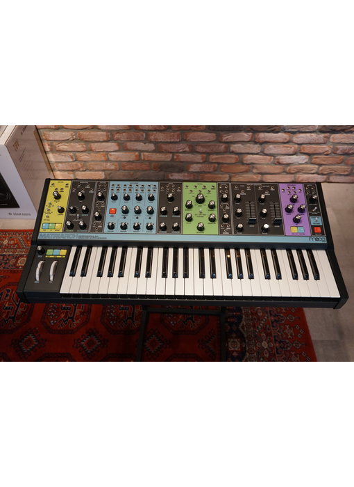 MOOG Matriarch (B-stock)