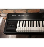 ROLAND RD300NX (jong gebruikt)